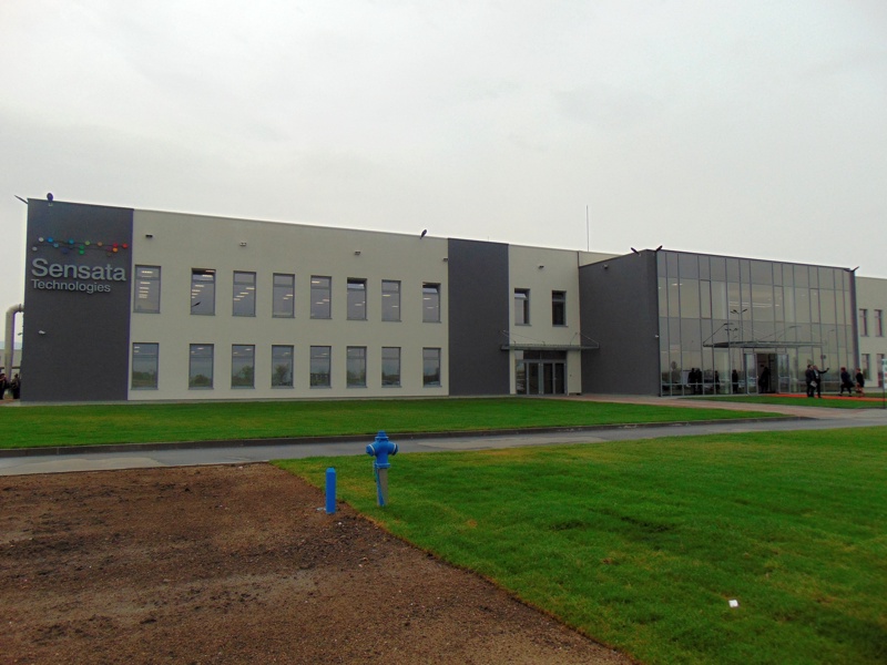 Заводът на американската фирма ”Сенсата” край Пловдив