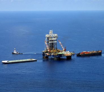 Платформата за търсене на нефт и газ в Черно море ще заработи скоро