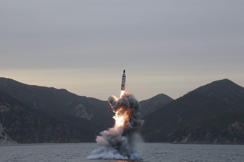 Северна Корея и по-рано е пробвала да изстреля балистична ракета от подводница