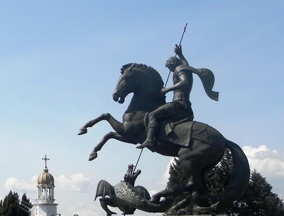 5-метрова статуя на Свети Георги ще закриля Поморие