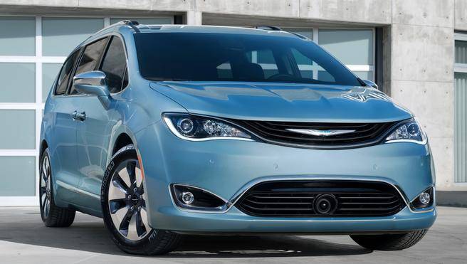Google ще прави автономни миниванове с Fiat Chrysler