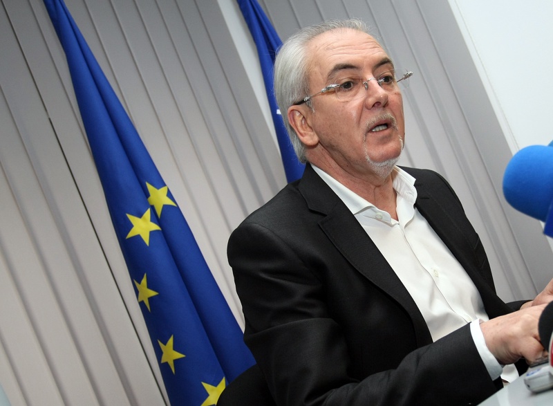 Лютви Местан заяви, че не е обсъждано да се кандидатира за президент