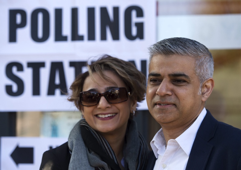 Мюсюлманинът Садик Хан вероятно ще е новият кмет на Лондон
