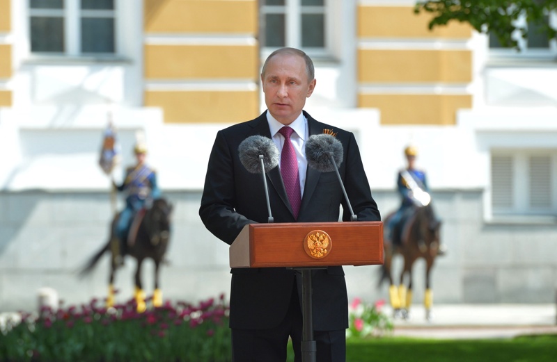 Руският президент Владимир Путин сподели на среща с висши офицери, че военновъздушните сили са осъществили над 10 хиляди излитан