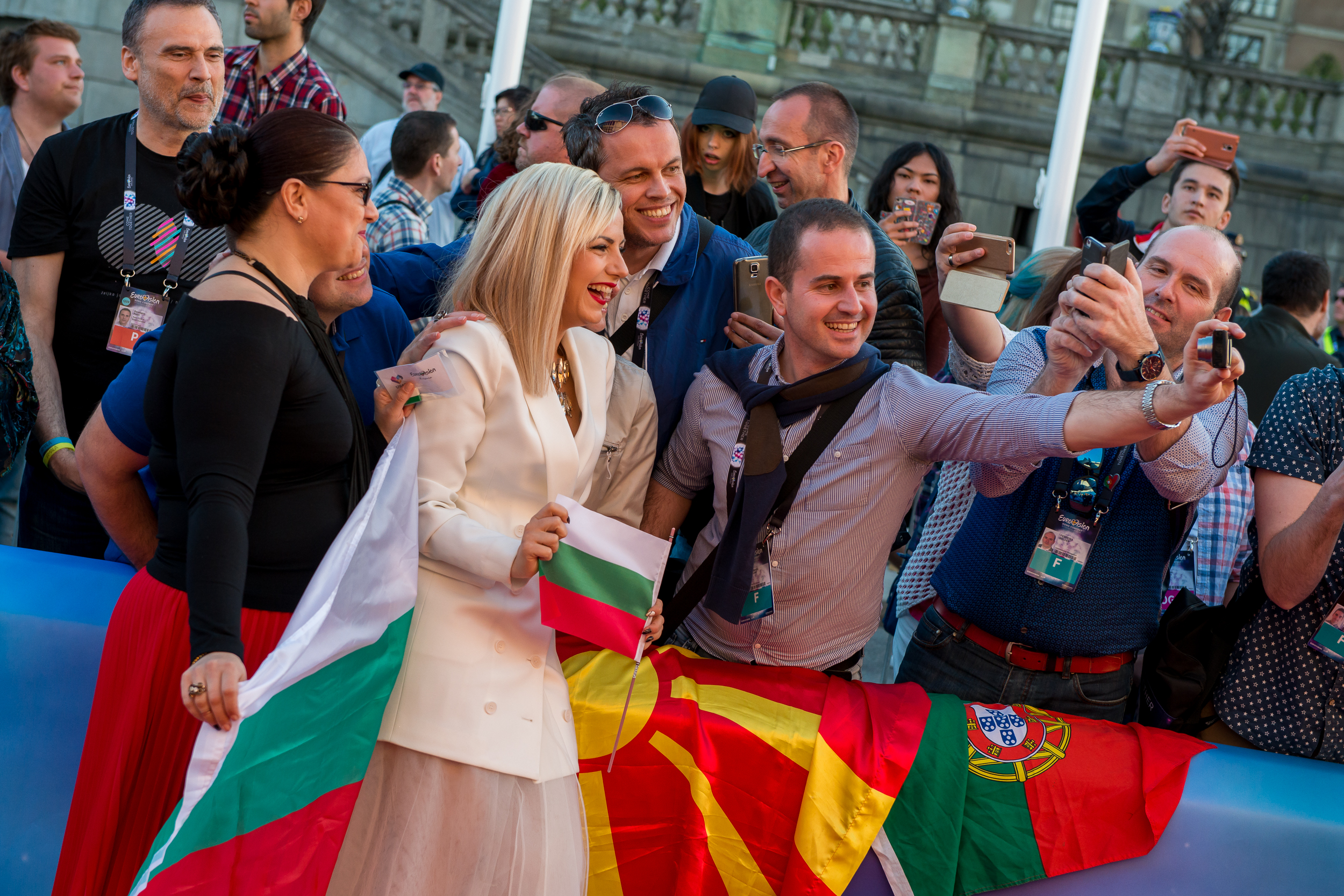 Поли Генова на откриването на Евровизия 2016