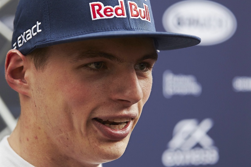 18-годишният пилот на ”Ред Бул” Макс Верстапен спечели сензационно състезанието за Гран При на Испания