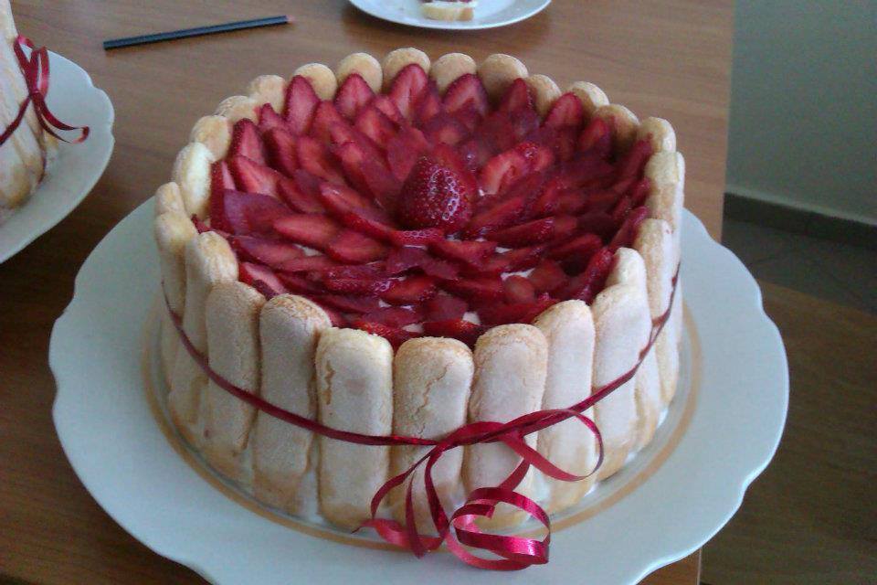 Торта ”Ягодова фантазия”