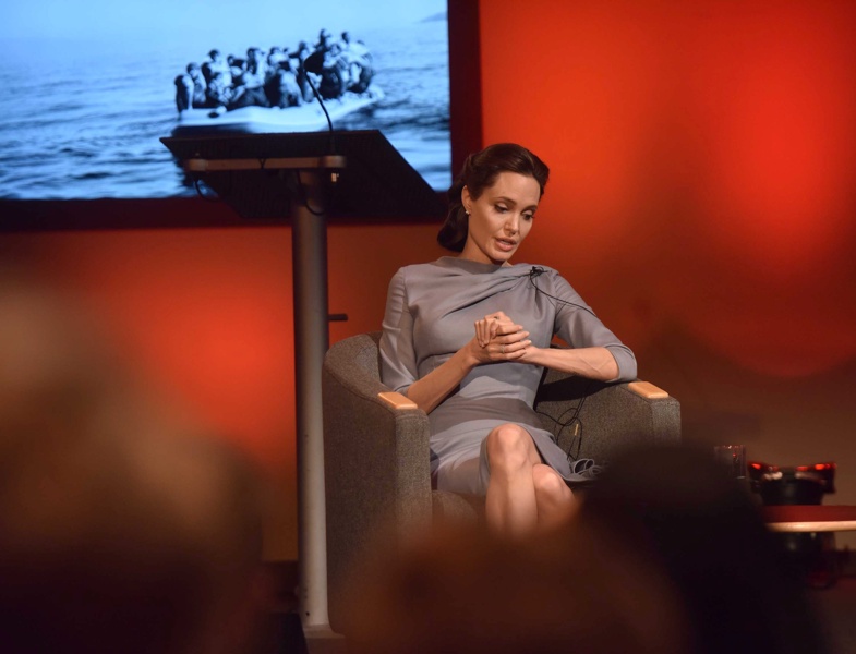 Анджелина Джоли е специален посланик на Агенцията на ООН за бежанците