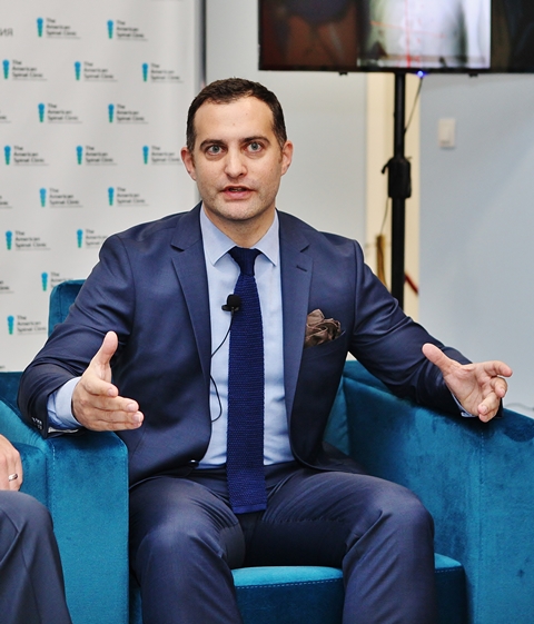 Основен инвеститор на американската клиника в София е Дейвид Кийвни