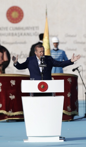 Турският президент Ердоган говори на митинг за 563 години от завоюването на Истанбул