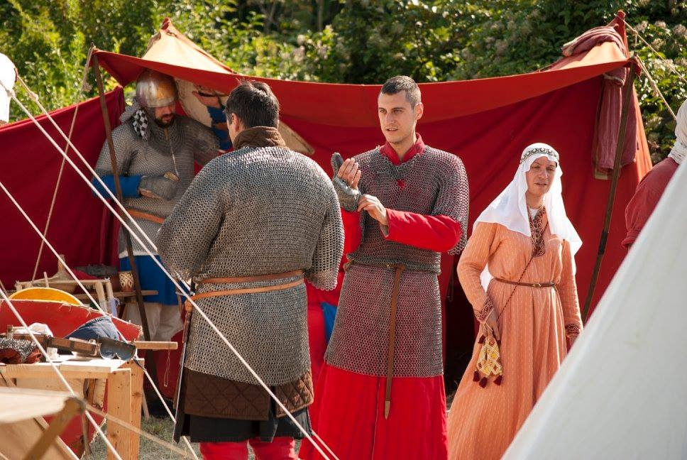 Средновековните рицари се завръщат в ”Аква калиде”