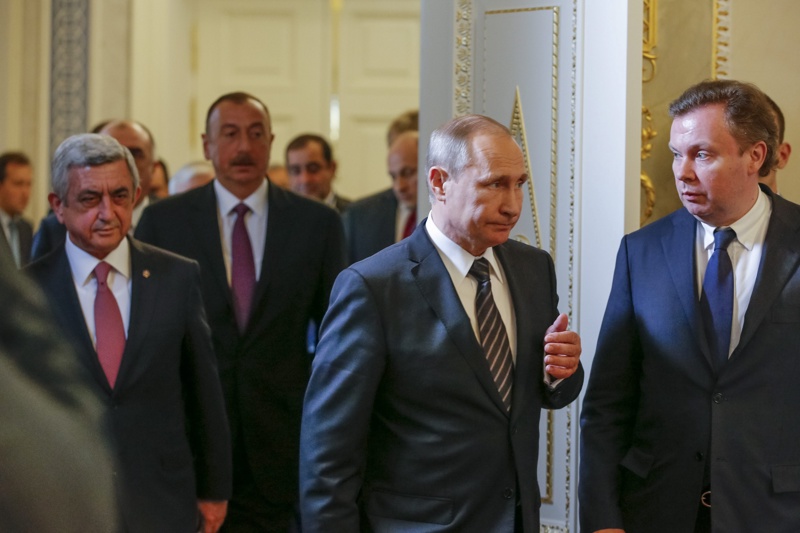 Президентите на Русия, Армения и Азербайджан обсъдиха Нагорни Карабах