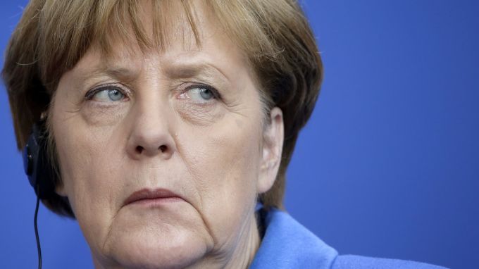 Меркел: Финансовите пазари са обезпокоени, че ЕС е вече неуправляем