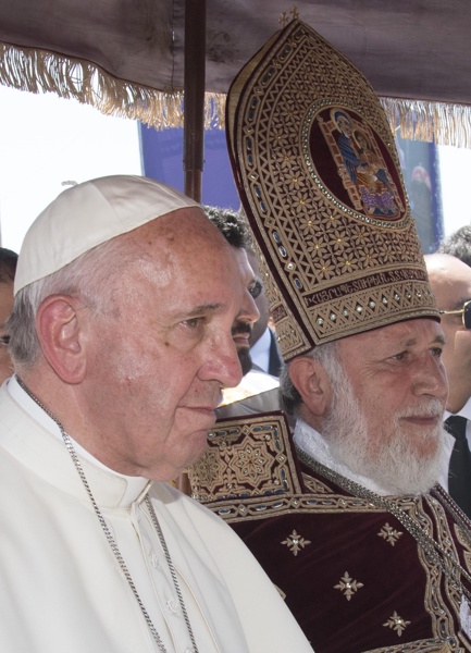 Папа Франциск и Католикос Карекин Втори - духовен водач на Арменската апостолическа църква