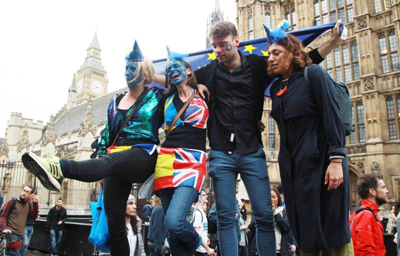В Лондон се състояха няколко многолюдни демонстрации против Брекзит-а