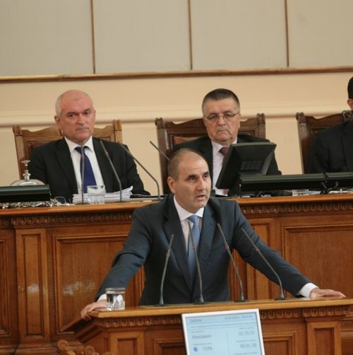 НС ратифицира присъединяването на Черна гора към НАТО
