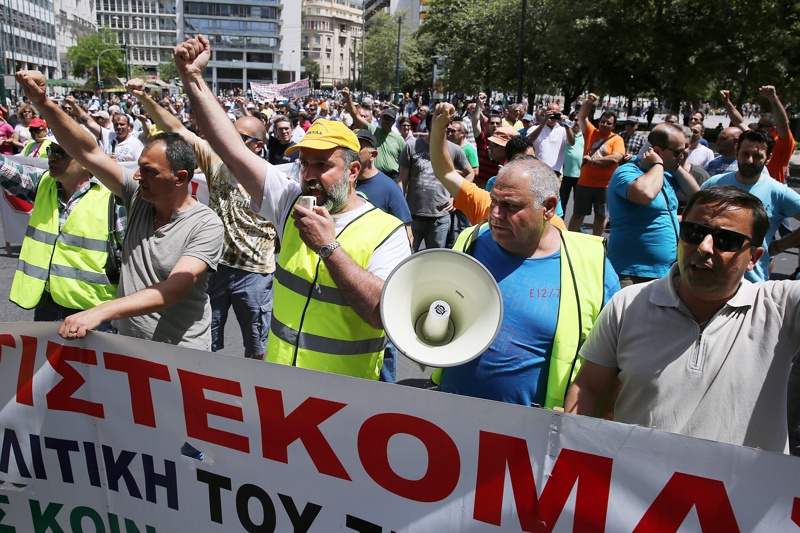 Гръцките пристанищни работници нееднократно протестираха против предстоящата приватизация