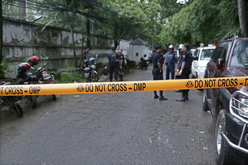 ИД разпространи снимки на убийците от Дака