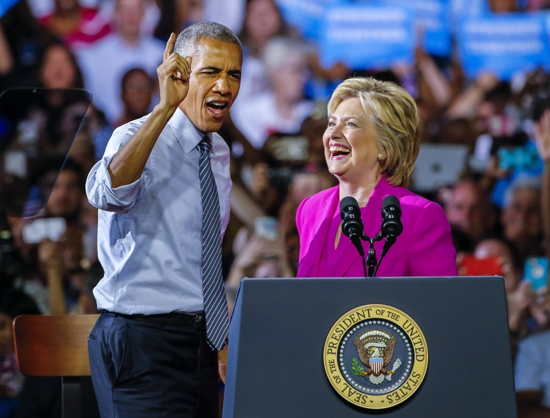 Президентът Обама подкрепи Хилъри Клинтън на митинг