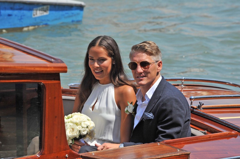 Ана Иванович и Бастиан Швайнщайгер се ожениха във Венеция