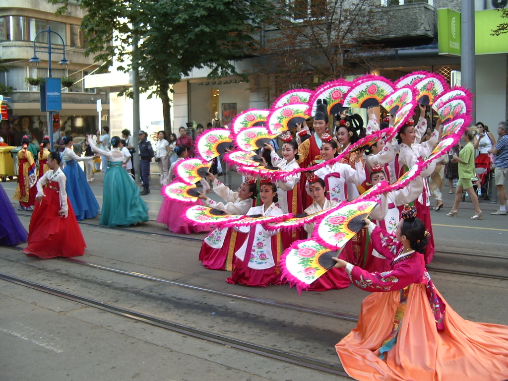 Международен фолклорен фестивал „Витоша“ в Sofia Ring Mall
