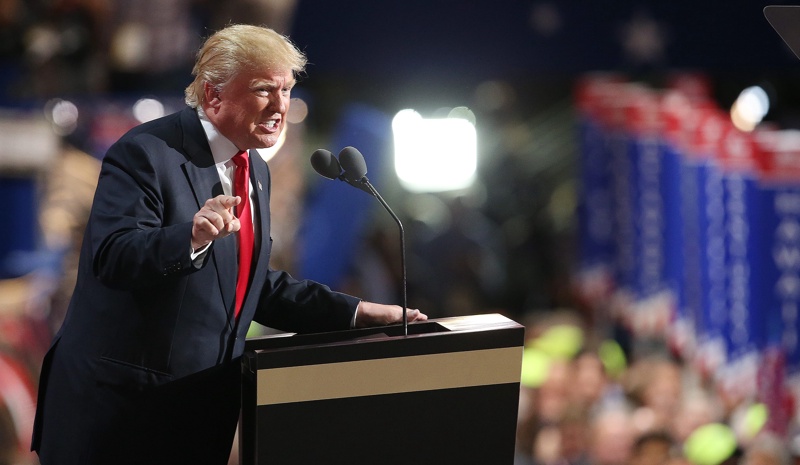 Доналд Тръмп изнася речта си в последния ден от конгреса на Републиканската партия в Кливланд