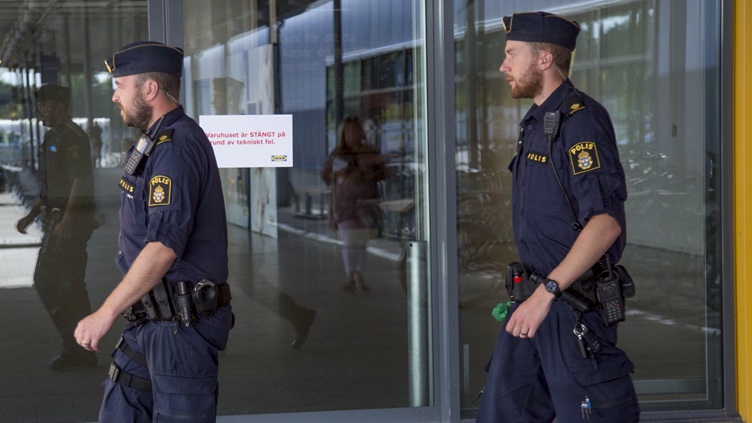Стрелба в търговски център в шведския град Малмьо