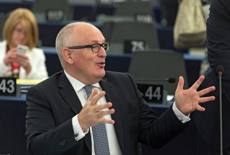 Брюксел даде на Полша срок от 3 месеца да преразгледа закон