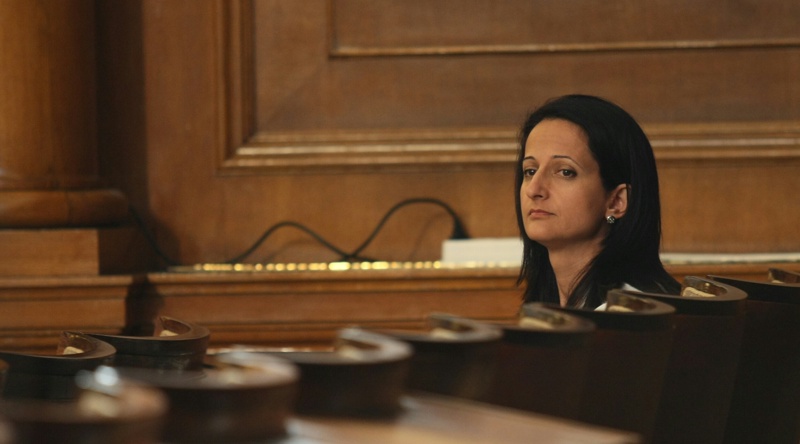 Парламентът избра Карина Караиванова за шеф на КФН