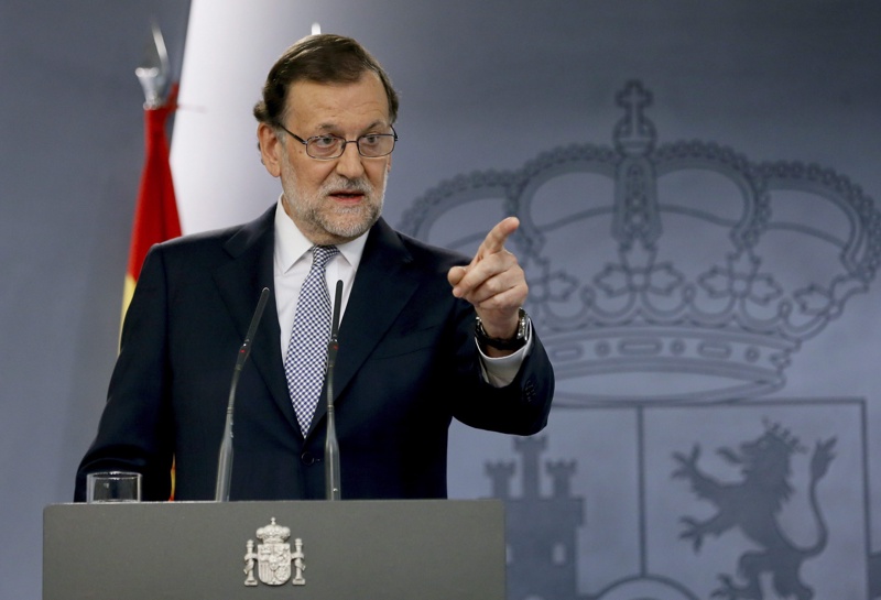 В Испания Мариано Рахой пак прие мандат да състави кабинет