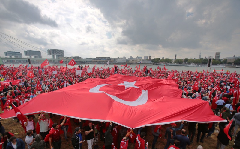 Анкара сърдита на Германия заради „забранена“ реч на Ердоган