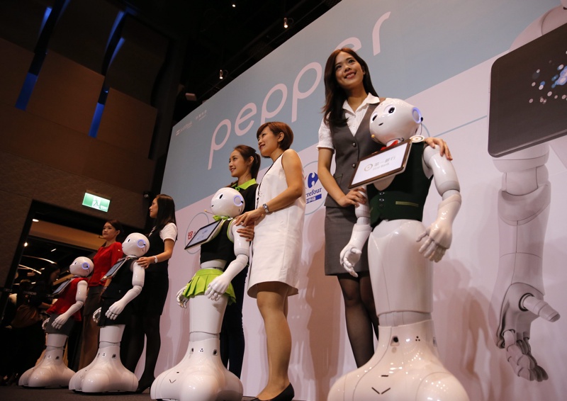 В бъдеще роботите ще завземат все повече работни места