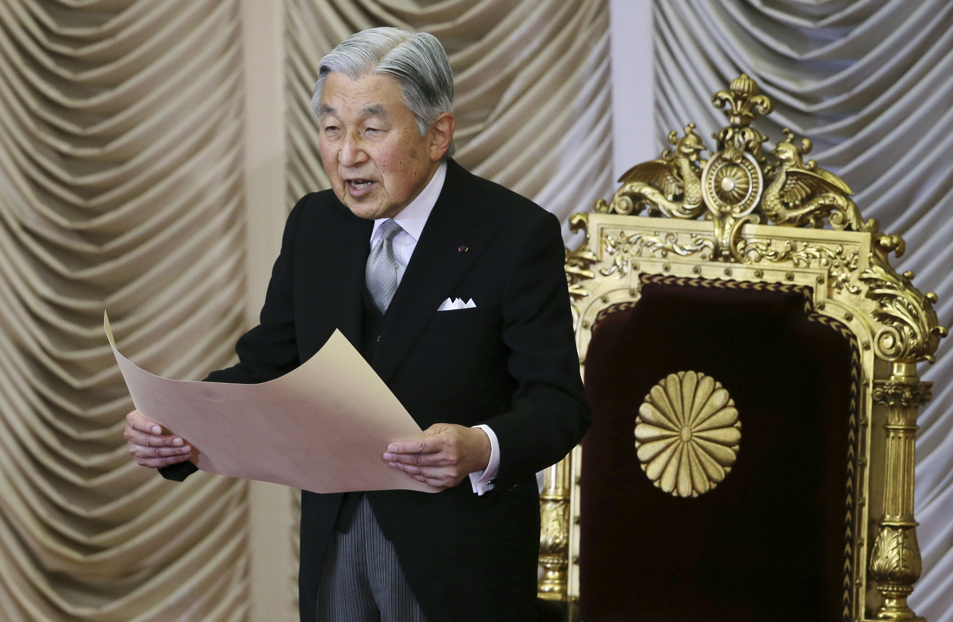 В Япония със закон позволиха на императора да абдикира