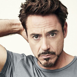 Робърт Дауни влиза в ролята на Пери Мейсън