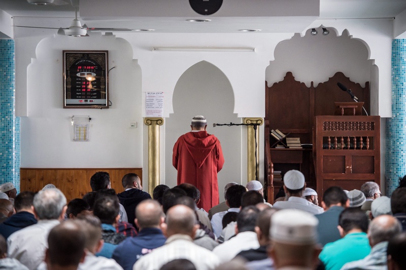 Италианските ислямски общности подкрепят регистъра за имами