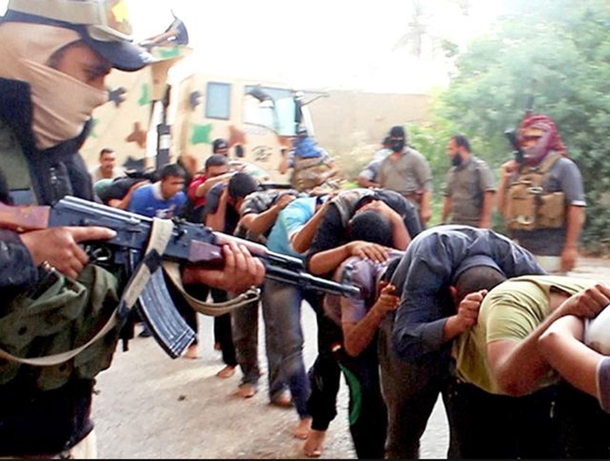 Ирак екзекутира 36 души за масово убийство на войници