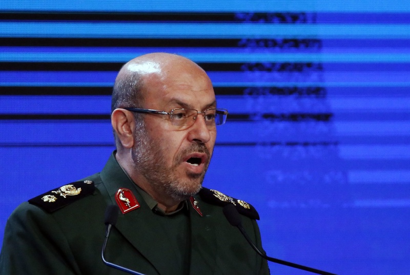 Иранският министър на отбраната Хосеин Деган (тук на форум в Москва през април т.г.)