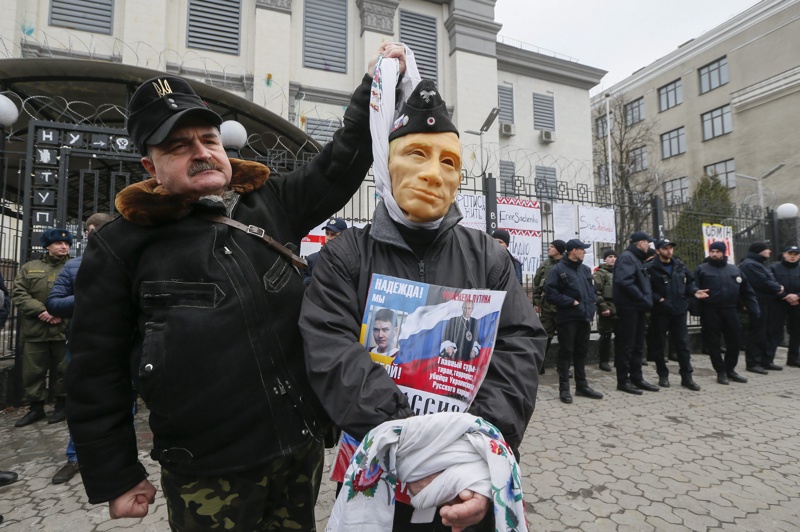 На гребне волны 2015 маска путина