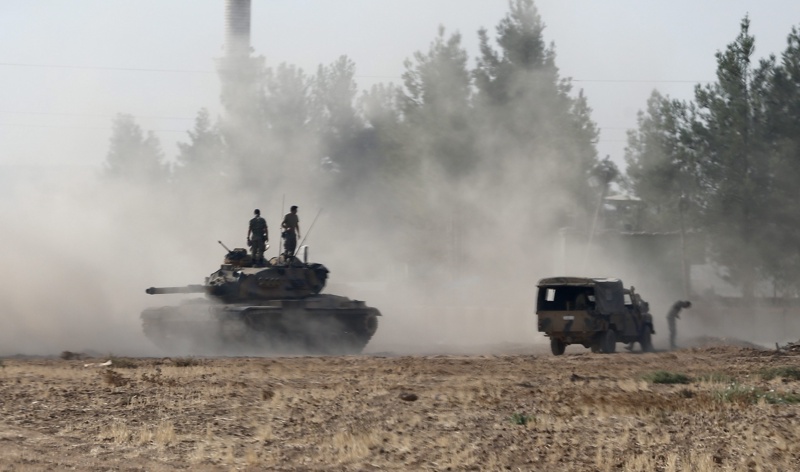 Турция изпраща още 300 военни за ”Ефратски щит” в Сирия