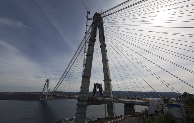 В Истанбул откриват двукилометров мост