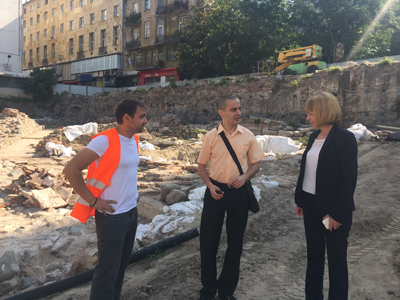 Кметът Йорданка Фандъкова провери изпълнението на реставрацията на Западна порта на Сердика