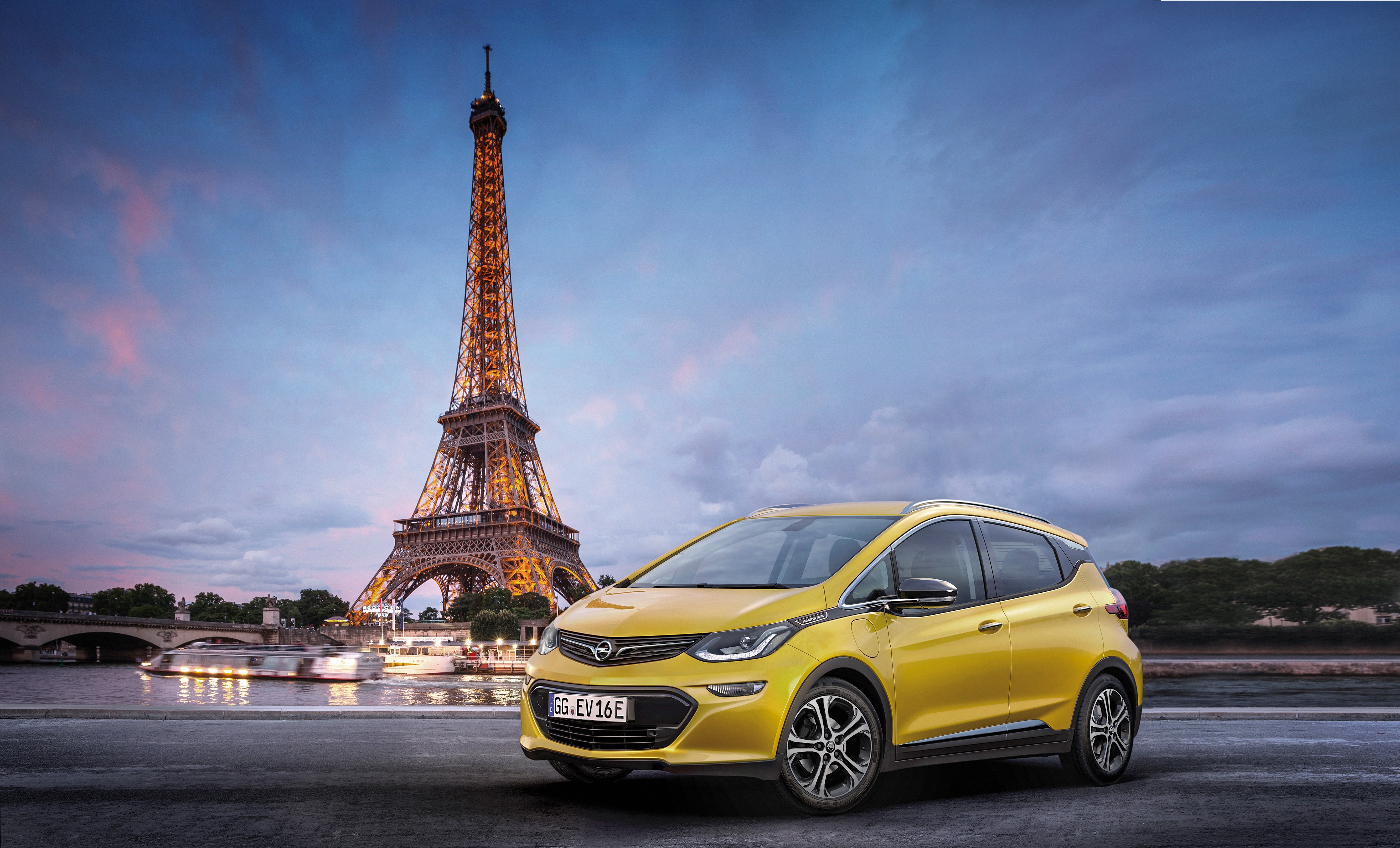 Opel официално разкри пробега на Ampera-e