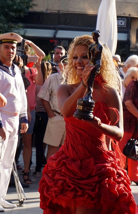 Започна фестивалът ”Любовта е лудост”