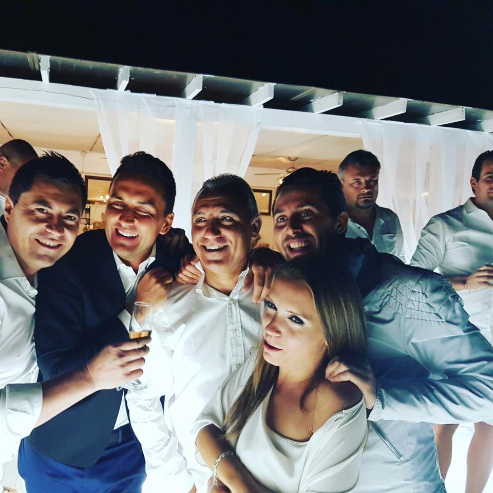 Партито с дрескод в бяло преди сватбата на Христина Стоичкова и Лука Белич