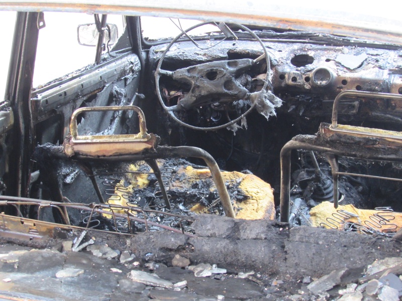 Колата е изгоряла напълно, няма пострадали хора