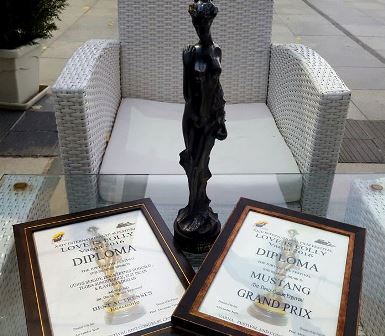 Наградите на "Любовта е лудост"