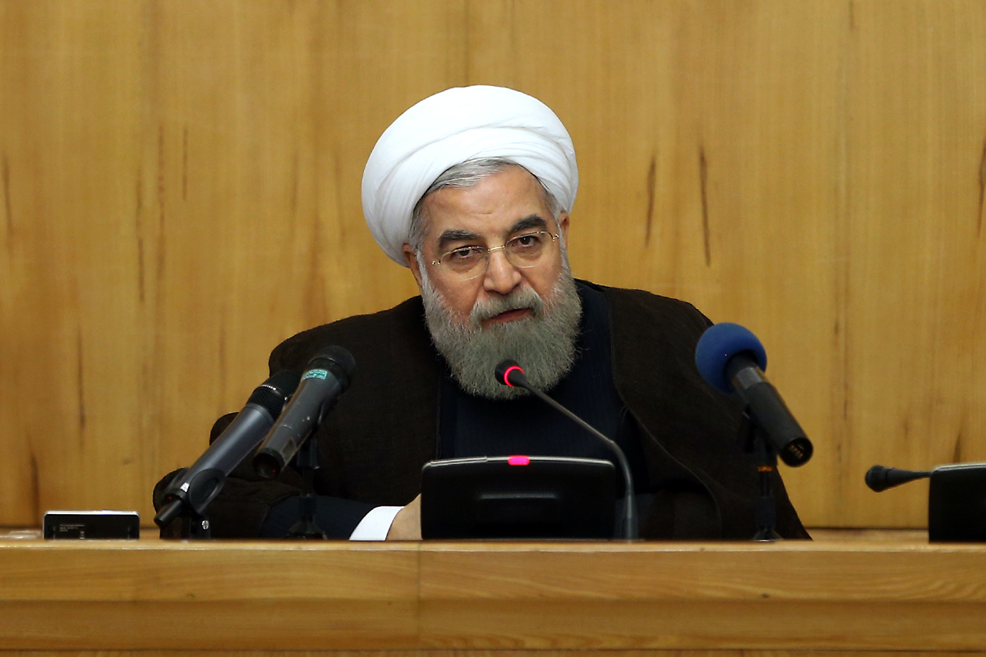 Рохани преизбран за президент на Иран с 57% от гласовете