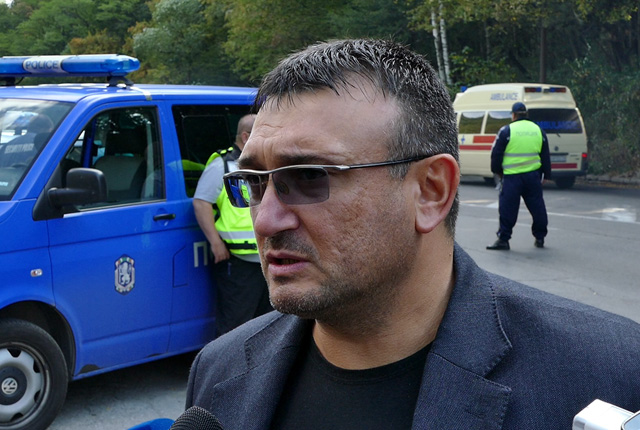 Младен Маринов съобщи, че са задържани извършителят и подбудителят на убийството