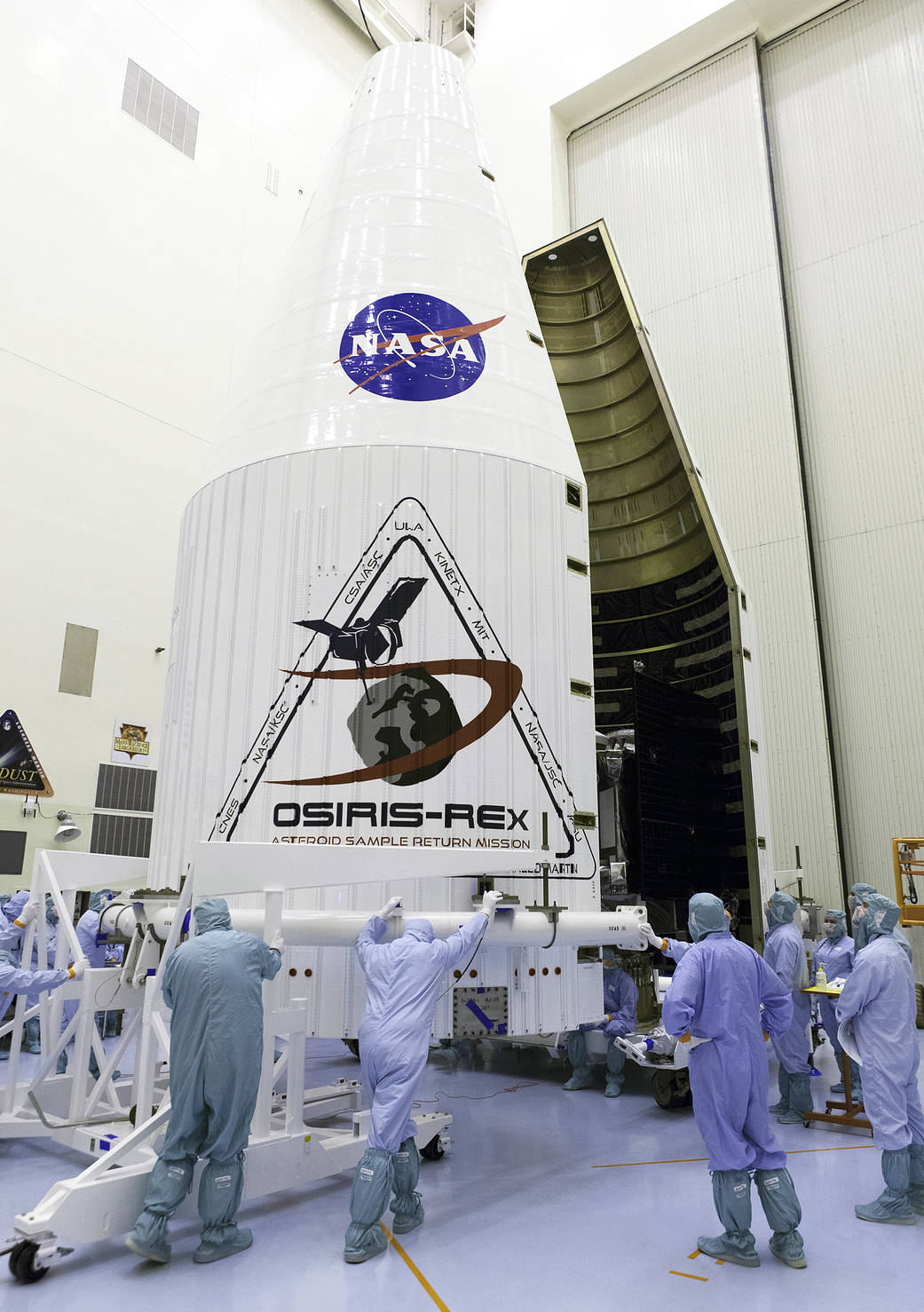 НАСА изстреля сондата OSIRIS-REx