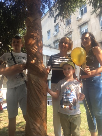 ”Златно дърво” в подкрепа на онкоболните деца